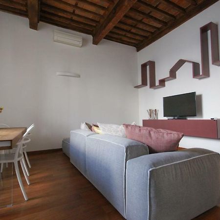 Tabacchi Luxury Apartment In Lucca Historical Center Near Toll Parking المظهر الخارجي الصورة