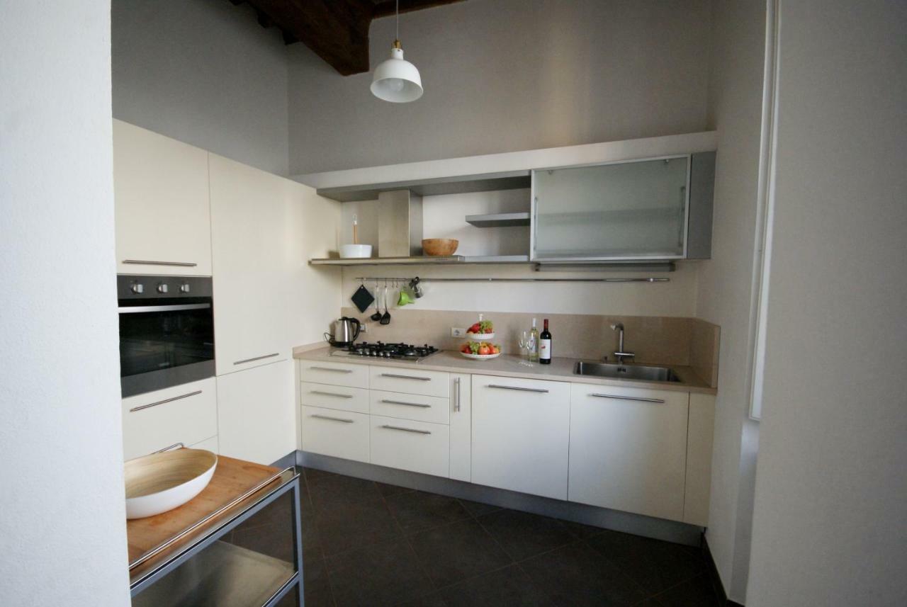 Tabacchi Luxury Apartment In Lucca Historical Center Near Toll Parking المظهر الخارجي الصورة