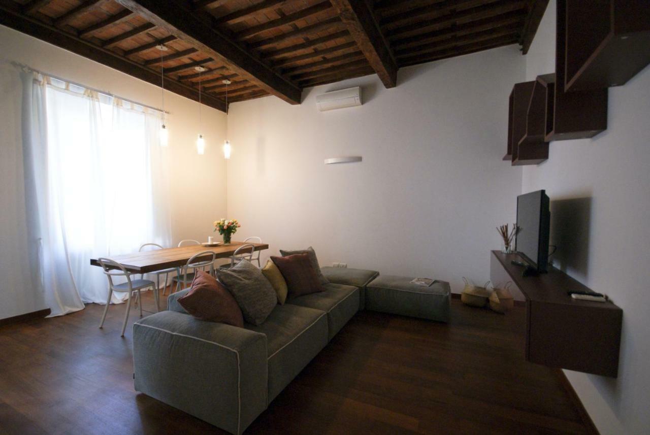 Tabacchi Luxury Apartment In Lucca Historical Center Near Toll Parking المظهر الخارجي الصورة