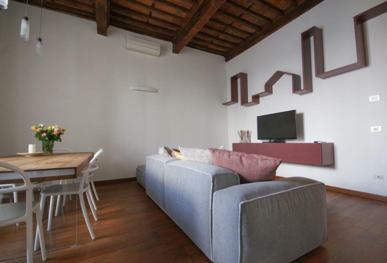 Tabacchi Luxury Apartment In Lucca Historical Center Near Toll Parking المظهر الخارجي الصورة